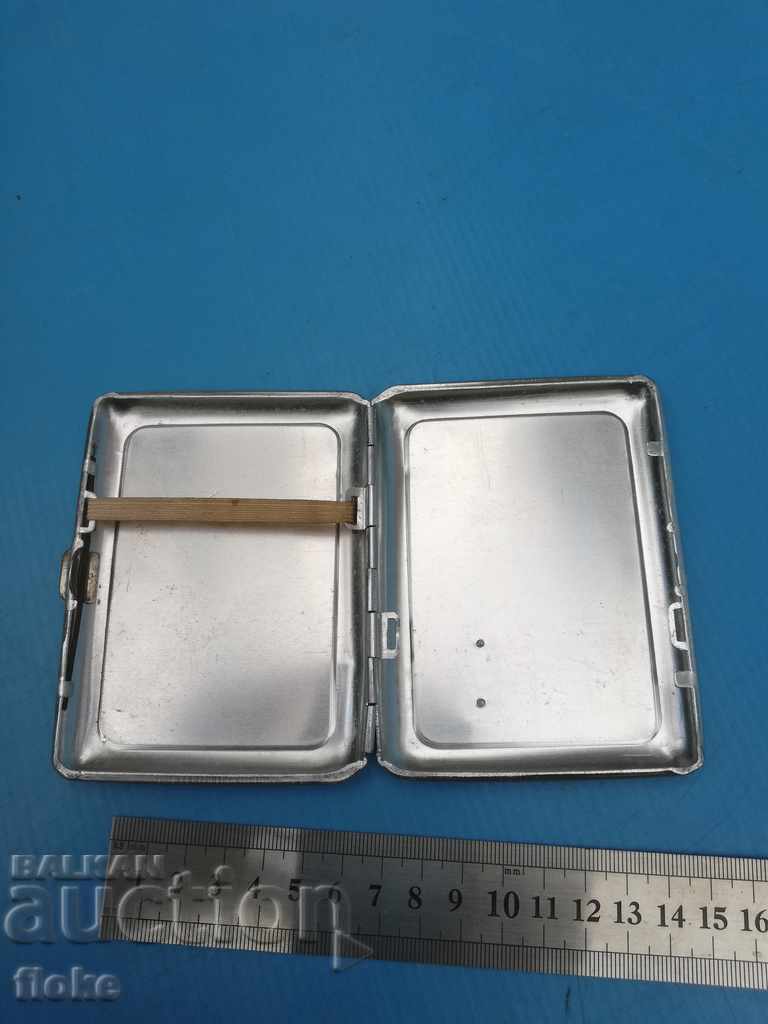 Auction Old snuffbox Moscow Auction Old snuffbox Moscow