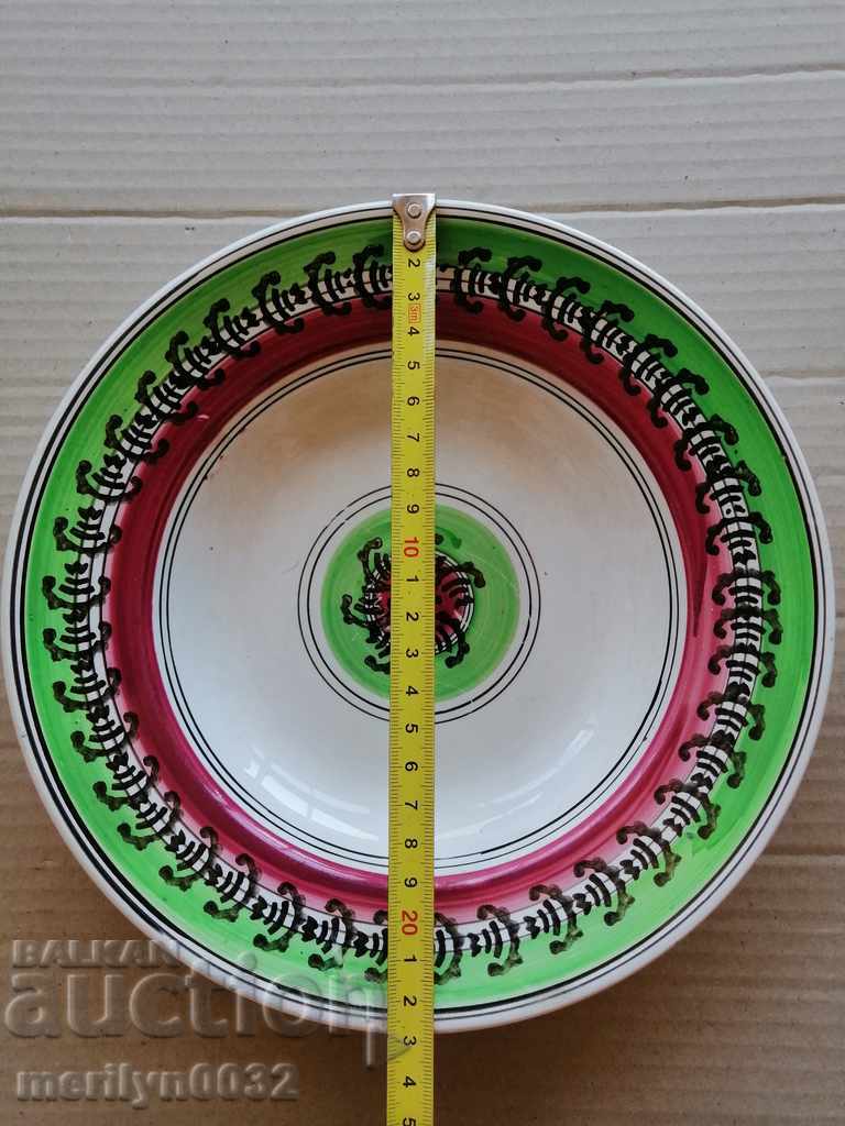 Auction Porcelain plate hand-painted porcelain Belgium 19th century Auction Porcelain plate hand-painted porcelain Belgium 19th century