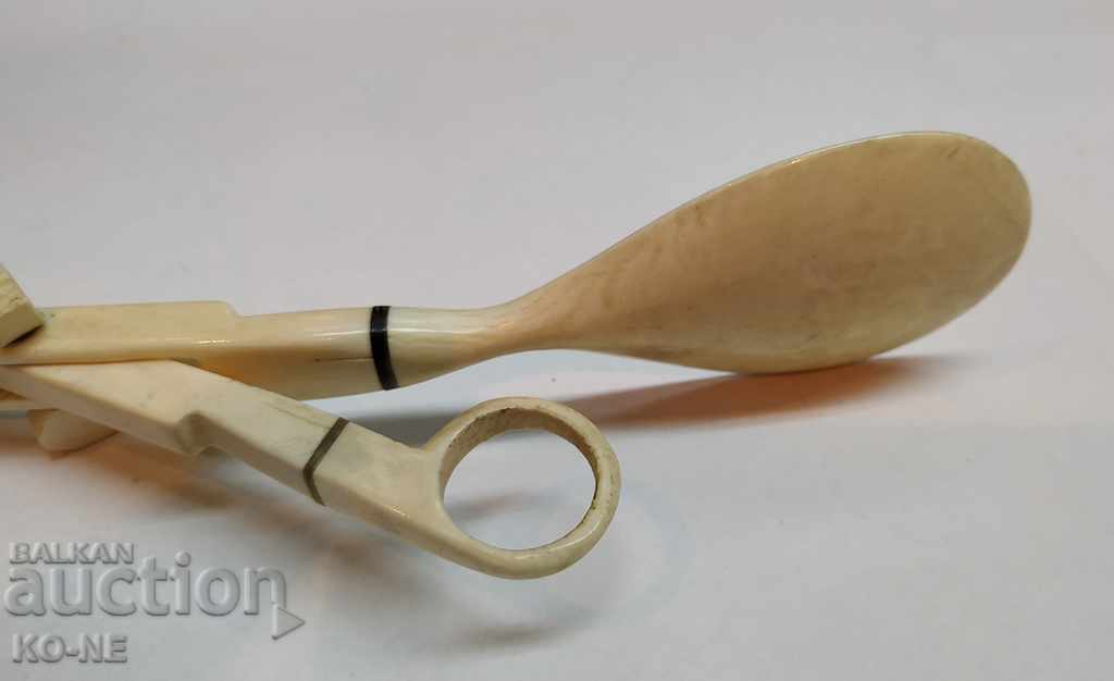 Serving tongs - 6 Serving tongs - 6