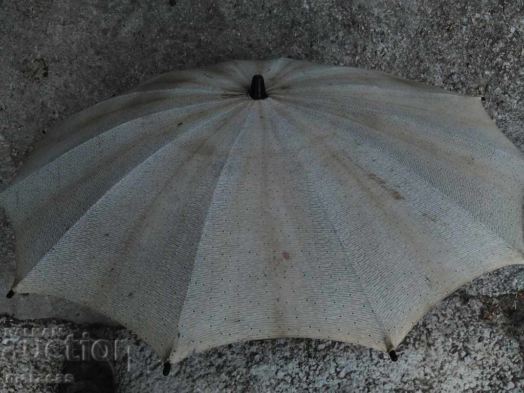 Old umbrella retro pattern with price € 9.71 | 18.99 BGN