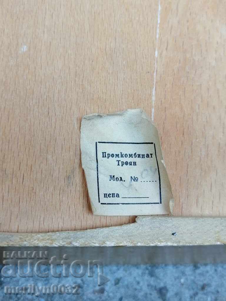 Delivery of Wooden pigmented box NRB Delivery of Wooden pigmented box NRB