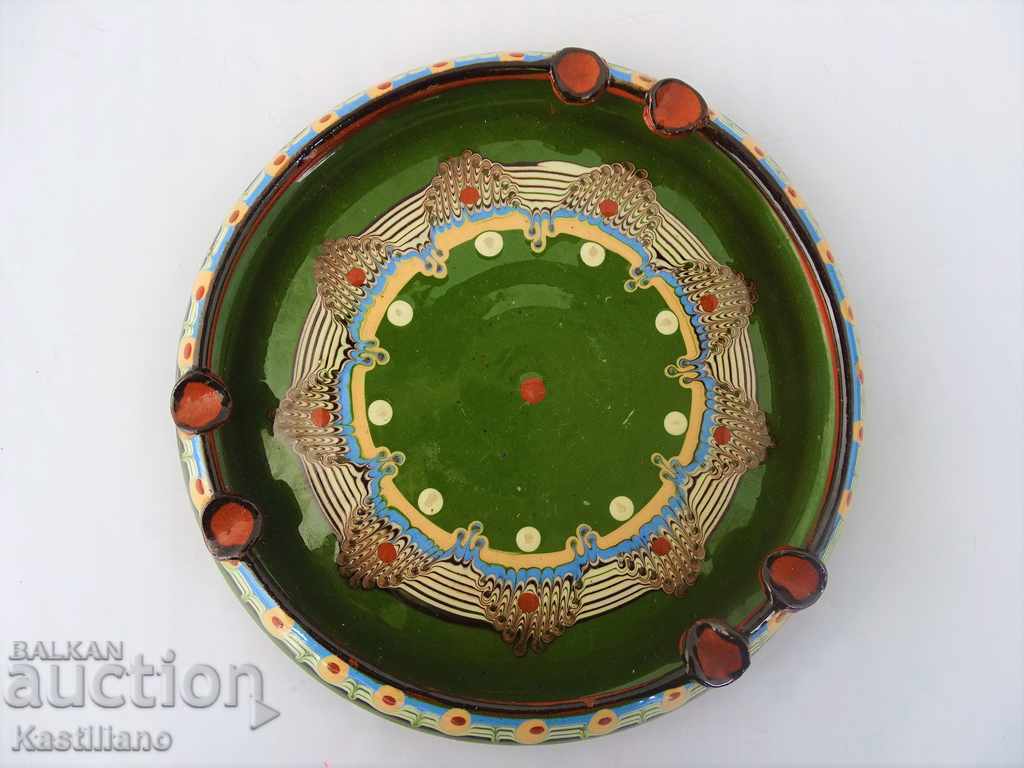 OLD PAINTED CERAMIC ASHTRAY 4 with price 15.00 BGN | € 7.67 OLD PAINTED CERAMIC ASHTRAY 4 with price 15.00 BGN | € 7.67