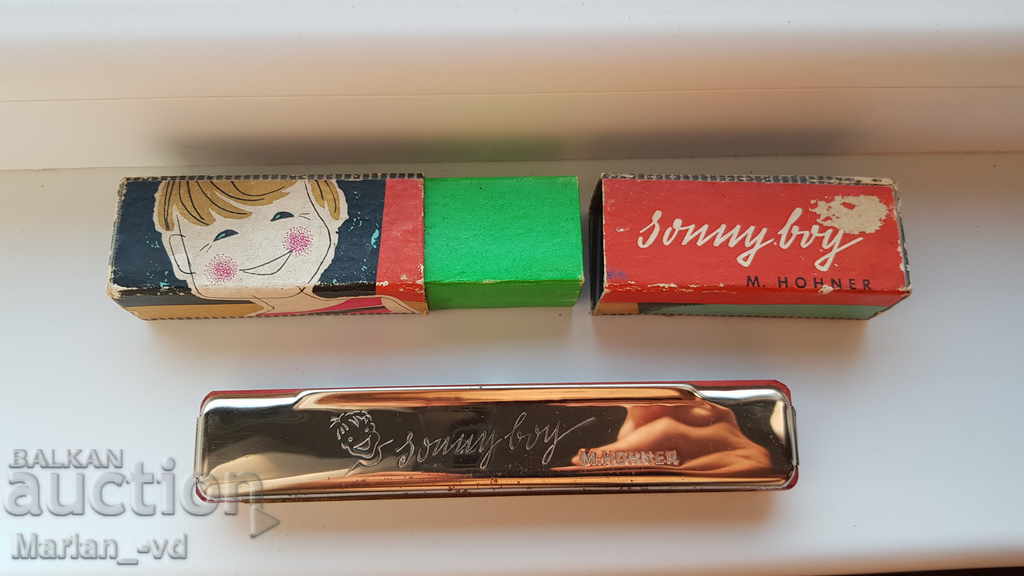 Old children's accordion M.Hohner with price 50.00 BGN | € 25.56 Old children's accordion M.Hohner with price 50.00 BGN | € 25.56