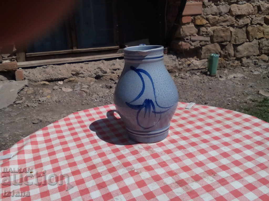 Delivery of Old household jug Delivery of Old household jug