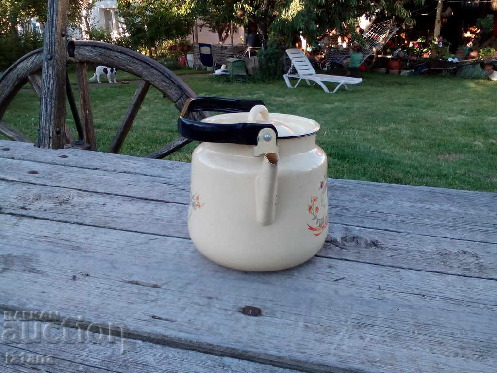 Delivery of Old enamel teapot Delivery of Old enamel teapot