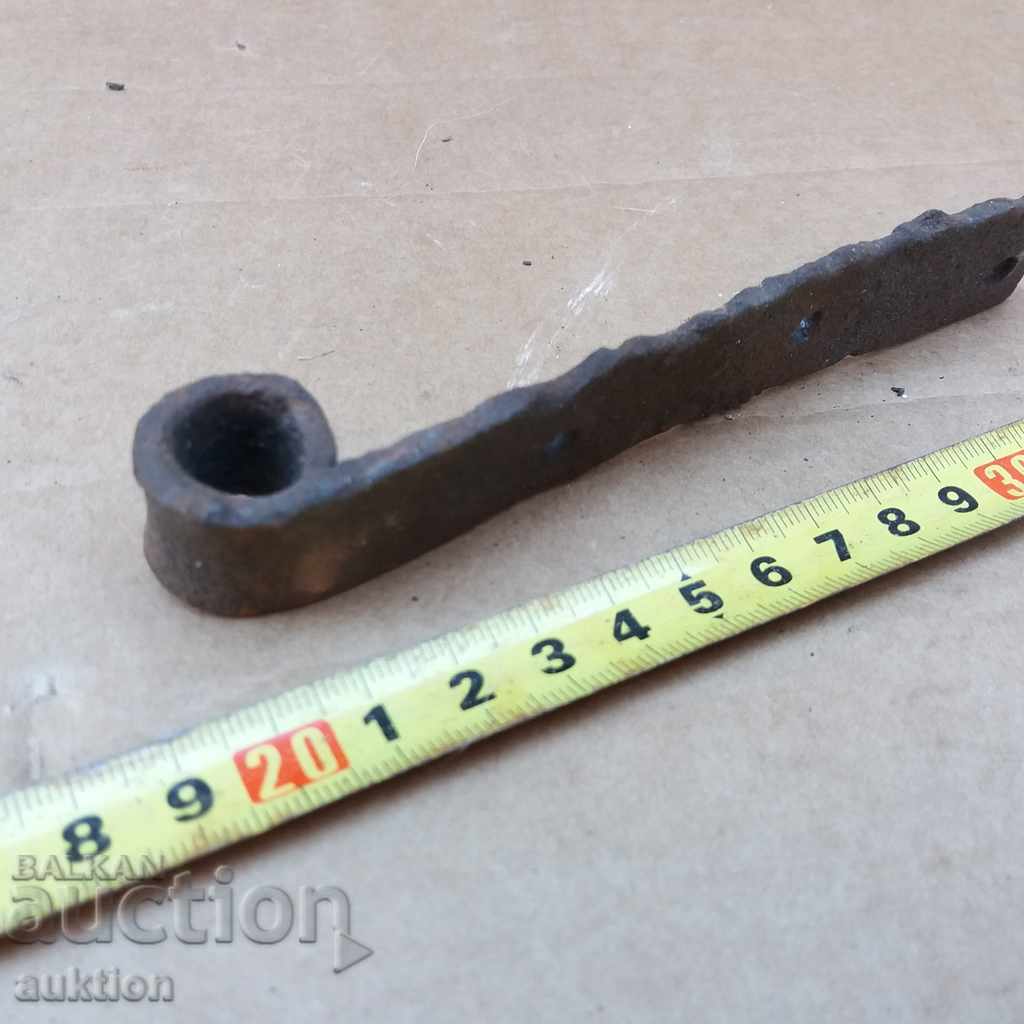 WROUGHT HINGE FROM THE REVIVAL GATE - 5