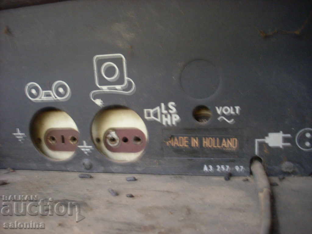 Philips radio with turntable - 7 Philips radio with turntable - 7