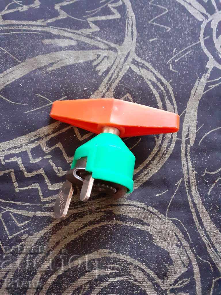 Old can opener Original Torpados with price 16.00 BGN | € 8.18 Old can opener Original Torpados with price 16.00 BGN | € 8.18