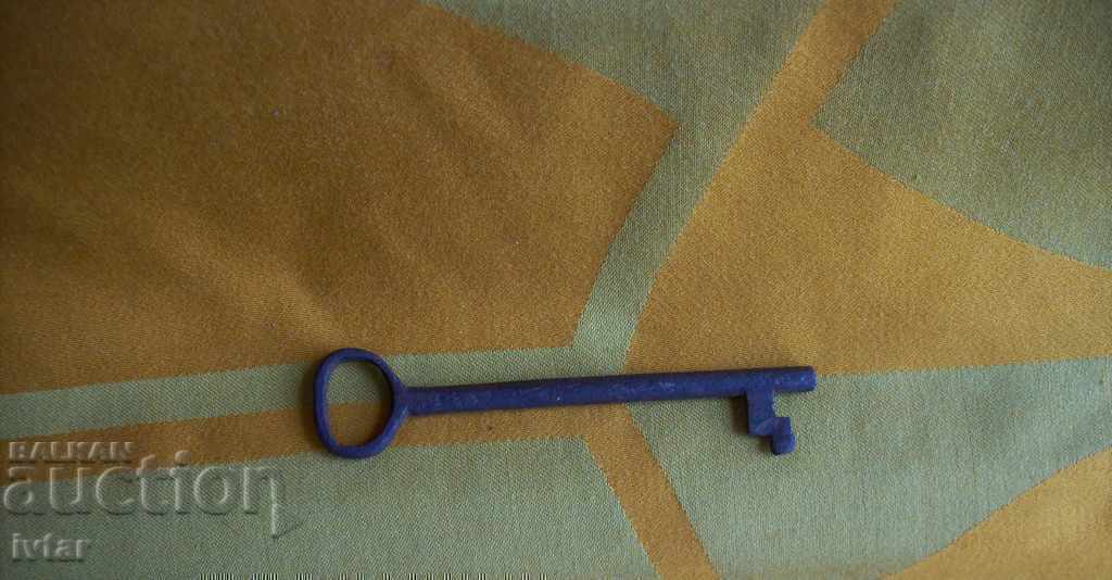 Auction Lot of old keys - 1 Auction Lot of old keys - 1