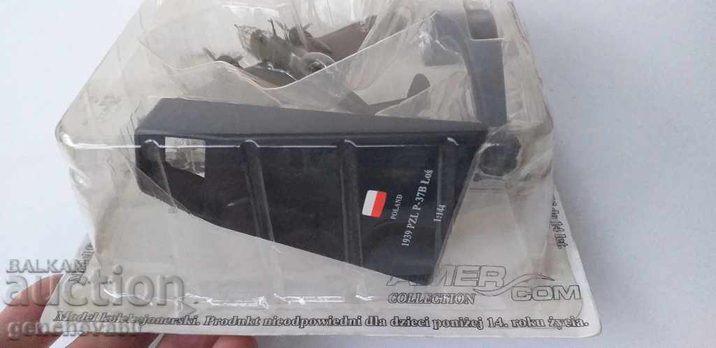 Model avion militar/Polonia cu preț € 12.00 | 23.47 BGN