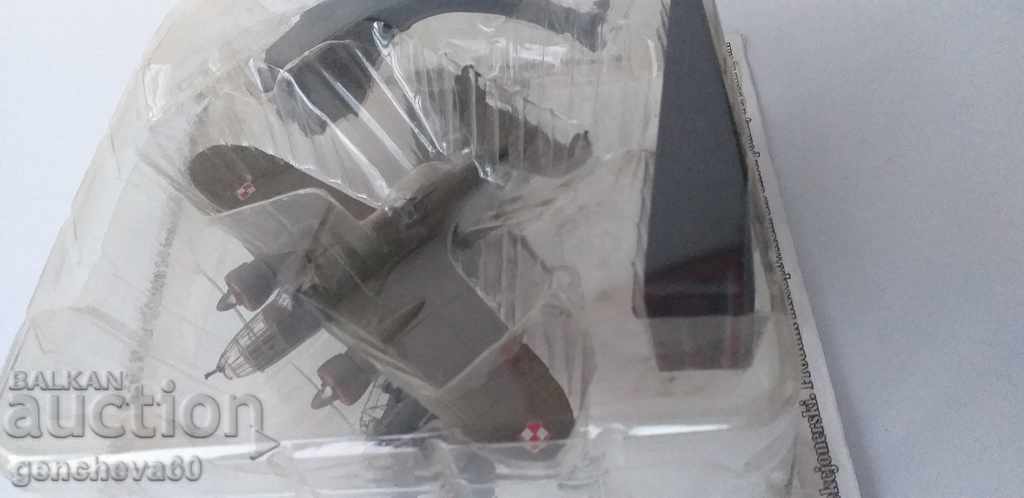 Model avion militar/Polonia