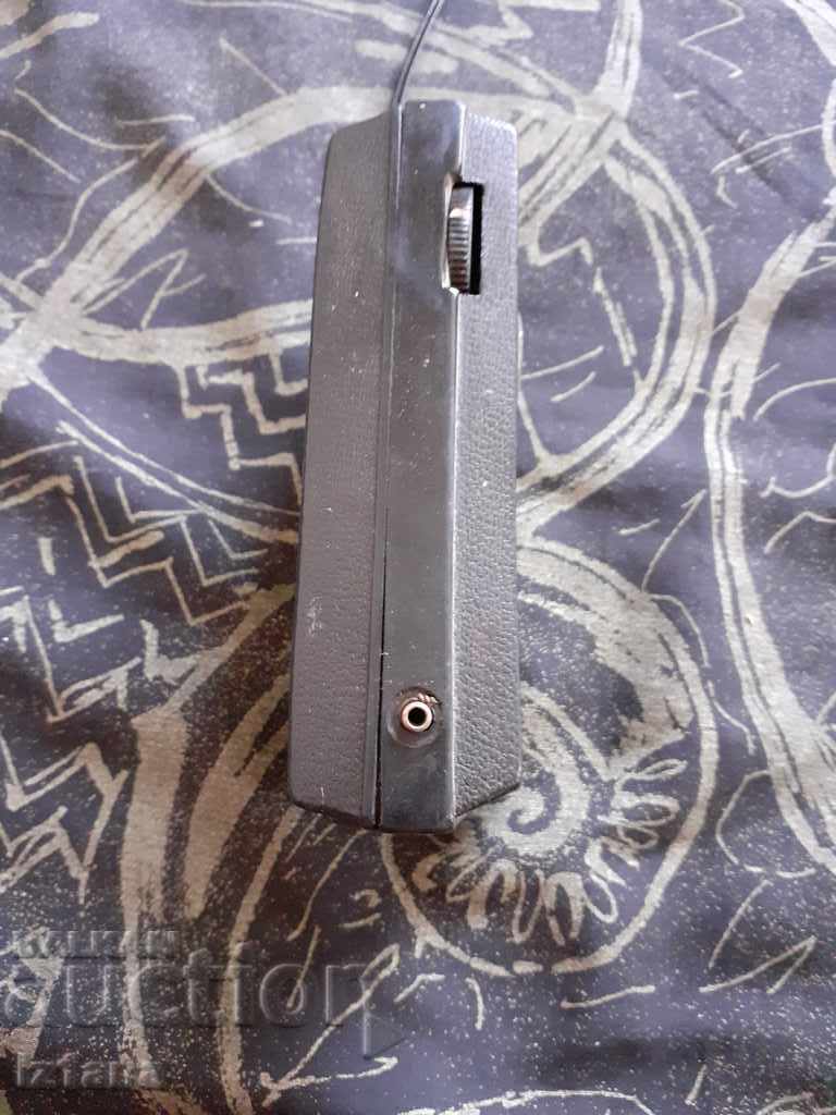 Old radio, Melodian radio with price 20.00 BGN | € 10.23 Old radio, Melodian radio with price 20.00 BGN | € 10.23