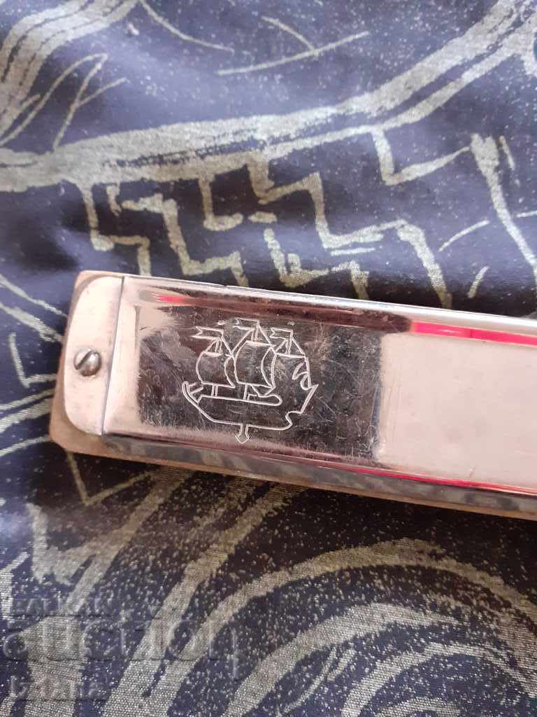 Old harmonica - 6
