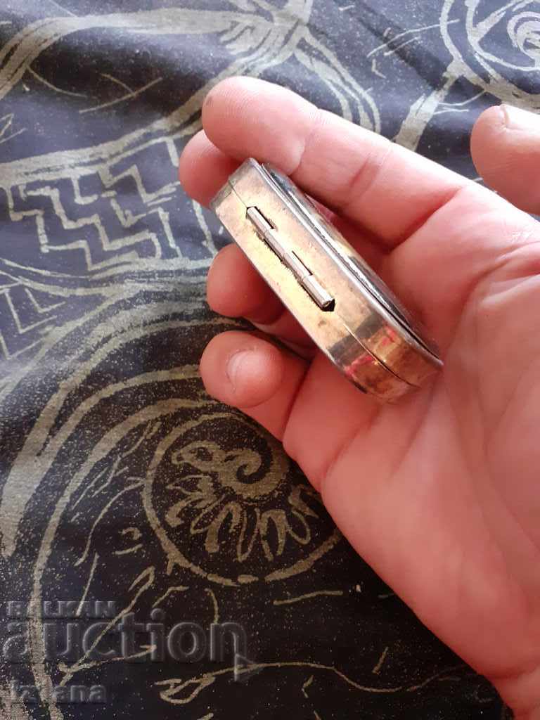 Δημοπρασία Παλιά τσάντα ραφής Δημοπρασία Παλιά τσάντα ραφής