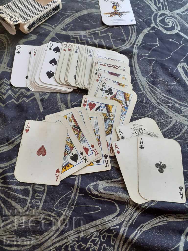 Auction An old deck of playing cards Auction An old deck of playing cards