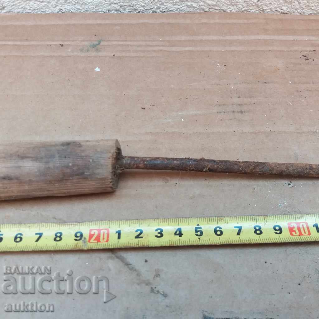 OLD FORGED SCREWDRIVER - 7 OLD FORGED SCREWDRIVER - 7