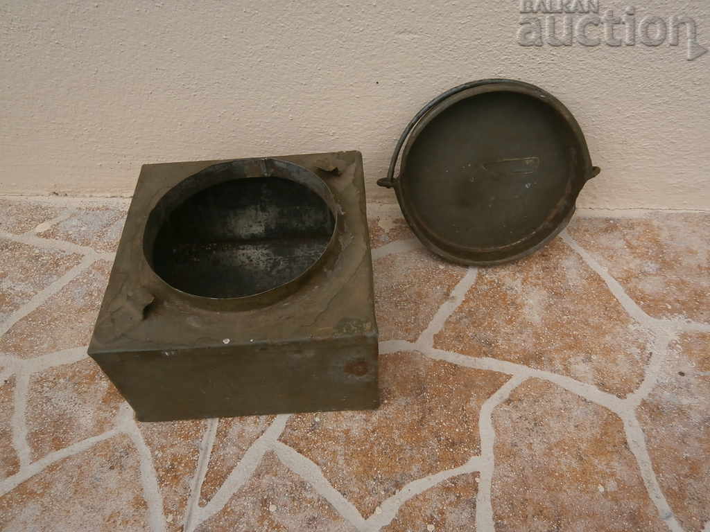 Grease box, grease gun, tube, small tube, from a ZIP (spare parts kit) of the 50s with price 31.00 BGN | € 15.85 Grease box, grease gun, tube, small tube, from a ZIP (spare parts kit) of the 50s with price 31.00 BGN | € 15.85