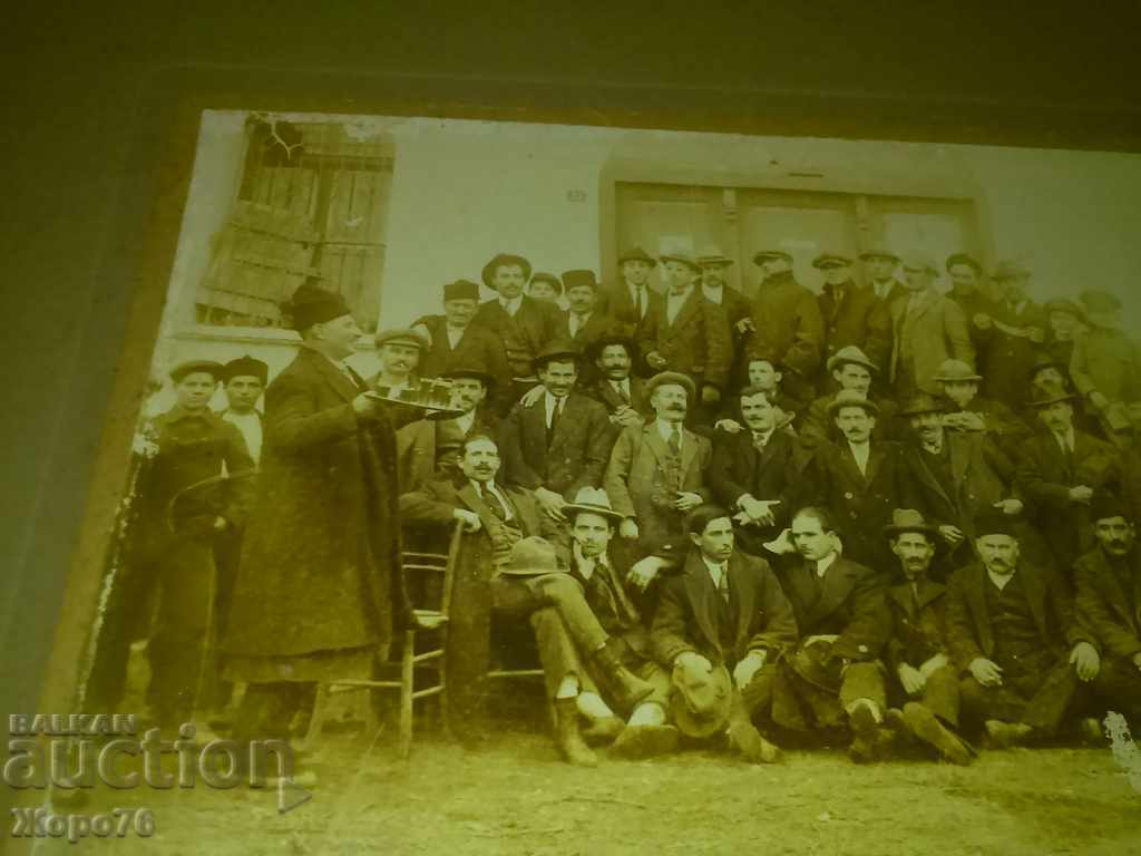 Auction  2 ROYAL PHOTO CITY CHAMPIONS Old PHOTO HARD CARDBOARD