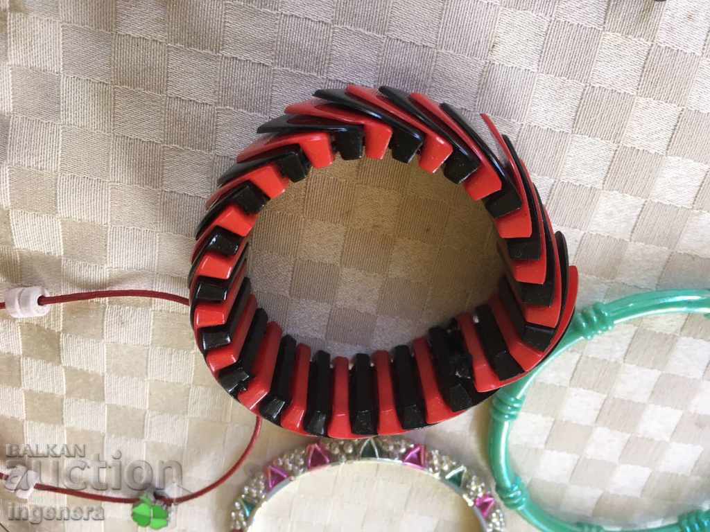 ГРИВНИ УКРАШЕНИЯ - 5 ГРИВНИ УКРАШЕНИЯ - 5