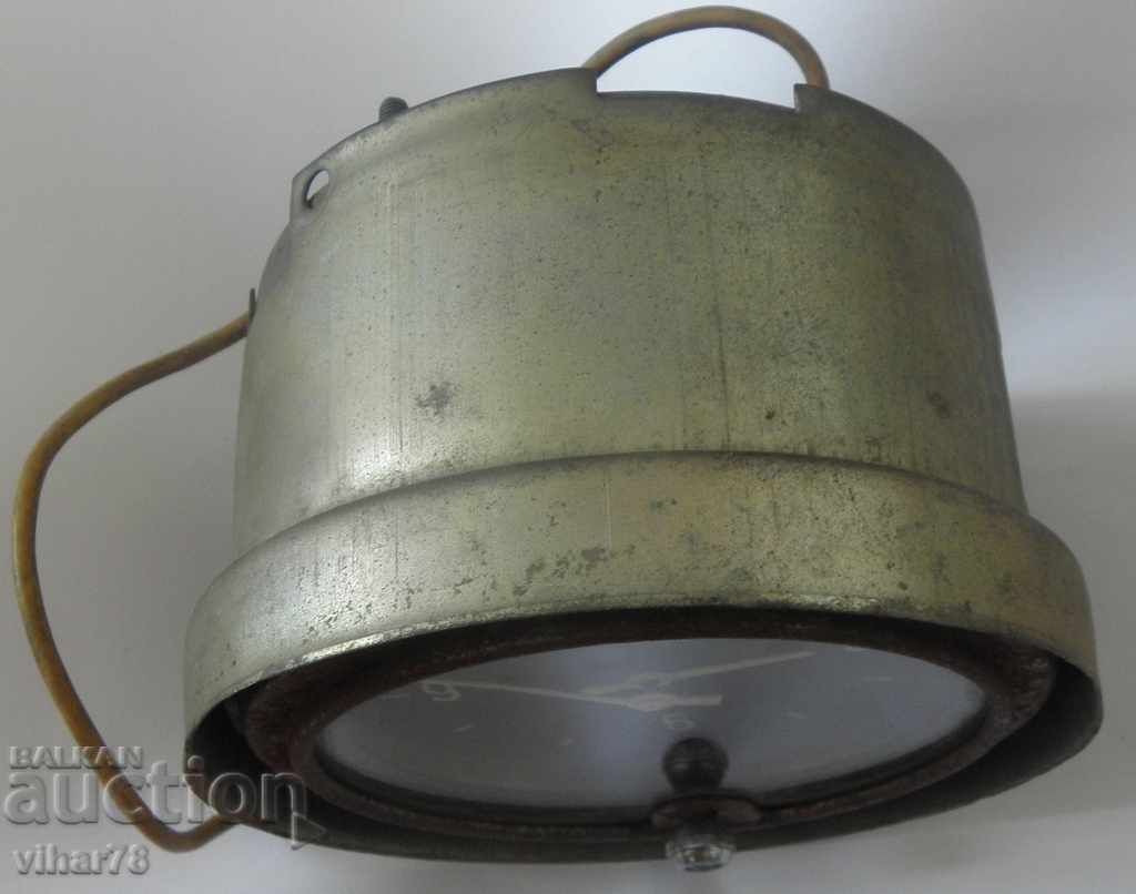 Licitație ceas retro pentru mașină sau camion