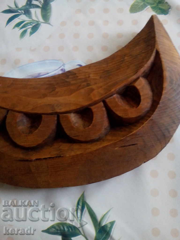 Livrarea BARCA DE LEMN Livrarea BARCA DE LEMN