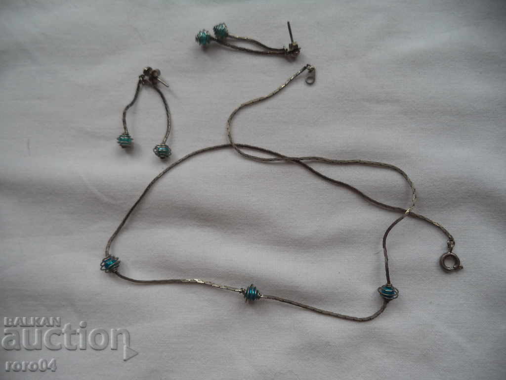 NECKLACE + EARRINGS - 7 NECKLACE + EARRINGS - 7