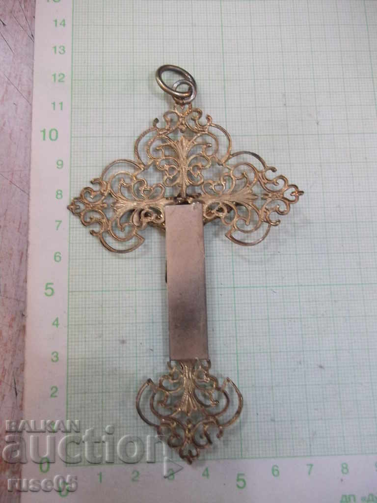 Cross with openwork metal crucifix - 12.22 g. - 5 Cross with openwork metal crucifix - 12.22 g. - 5
