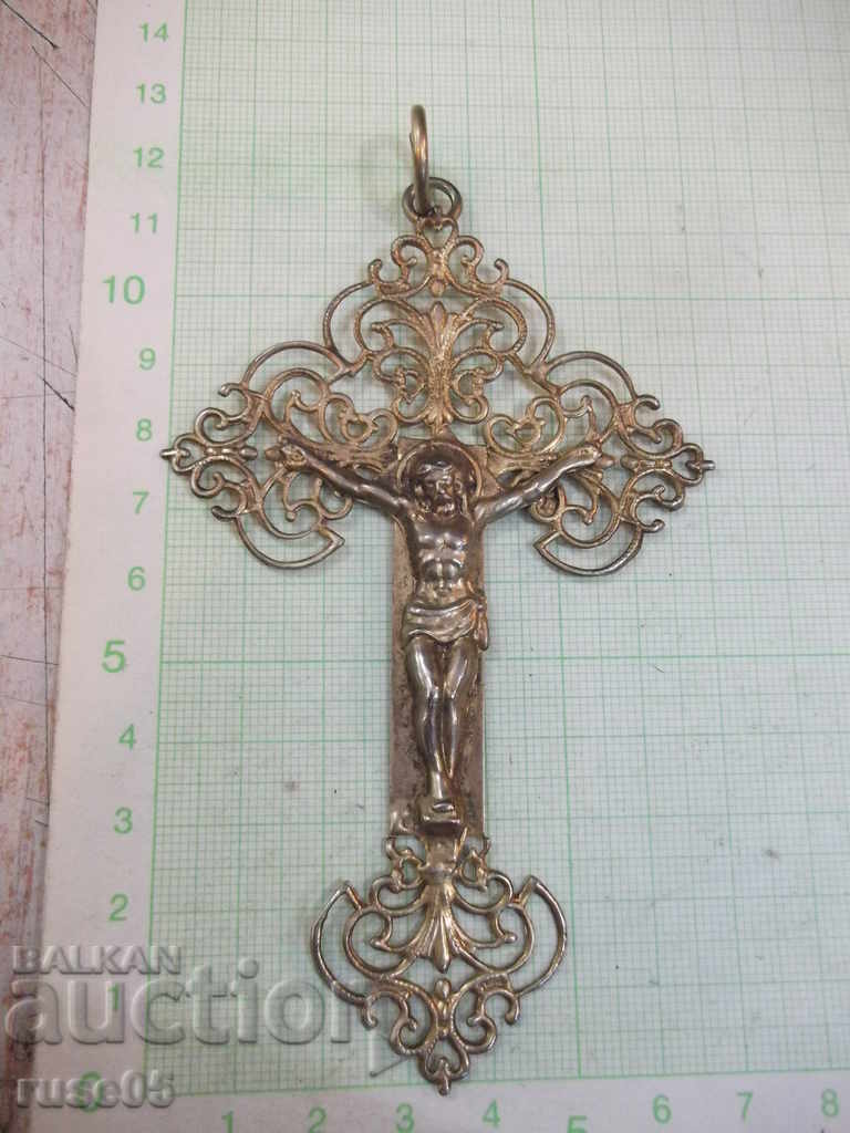 Cruce cu crucifix metalic openwork - 12,22 g.