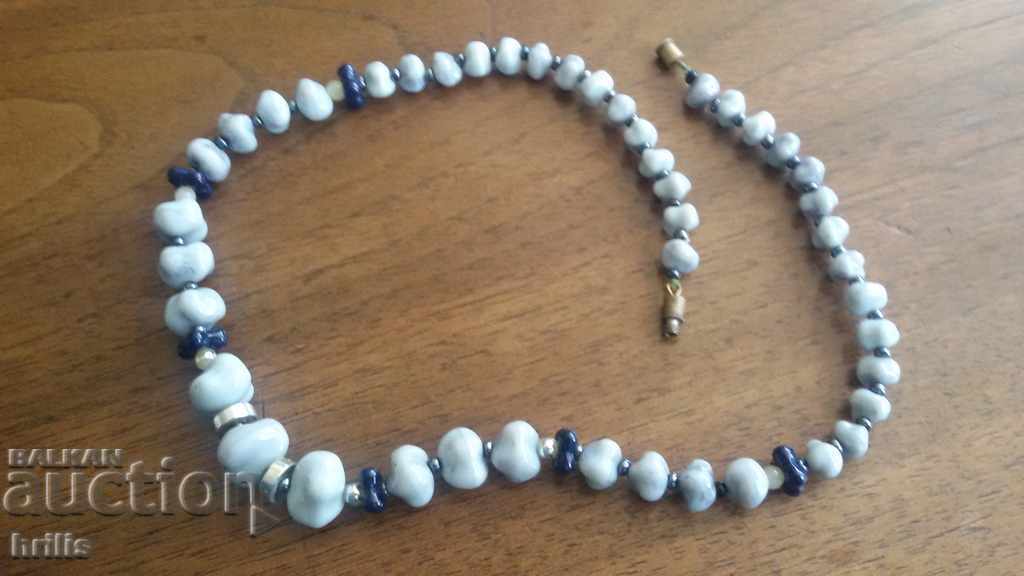 Auction  WOMEN'S NECKLACE FROM SOCA, 60'S