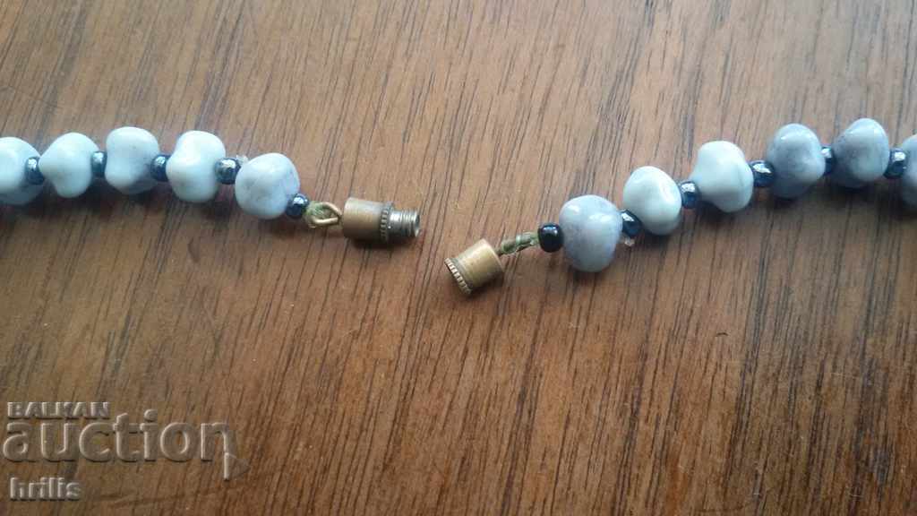 Delivery of WOMEN'S NECKLACE FROM SOCA, 60'S