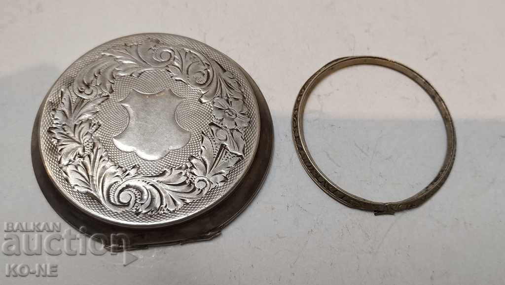 Сребърен капак