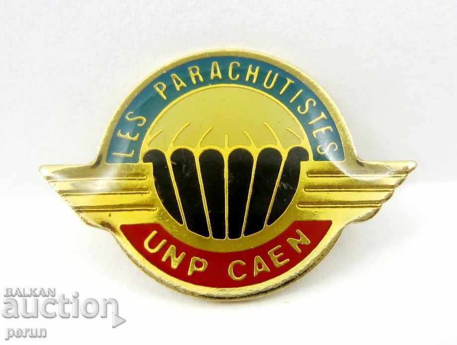 FRENCH PARACHUTE UNION BADGE with price 7.50 BGN | € 3.83