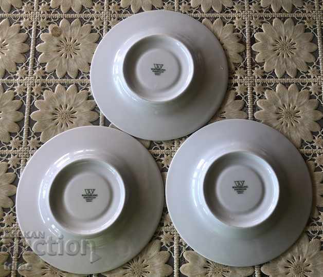 Delivery of Set of three plates - quality German porcelain Delivery of Set of three plates - quality German porcelain