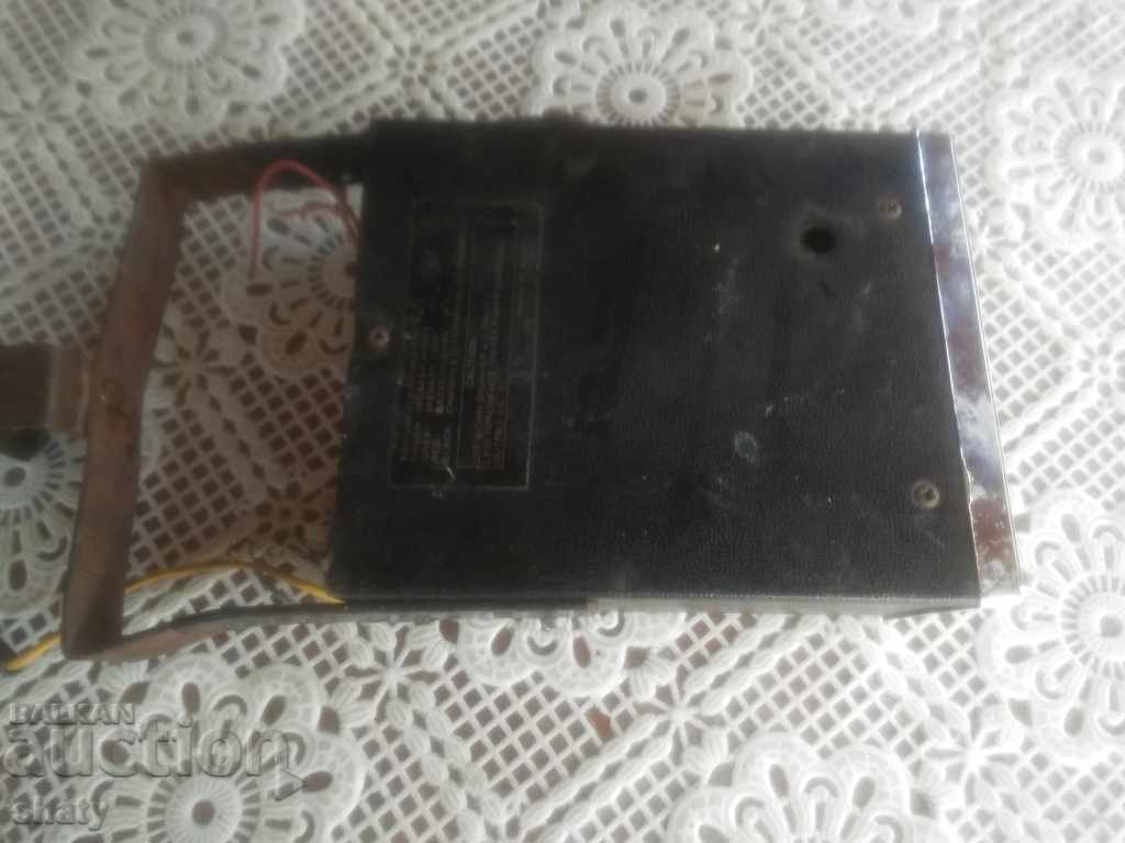 Delivery of Old car cassette player Delivery of Old car cassette player