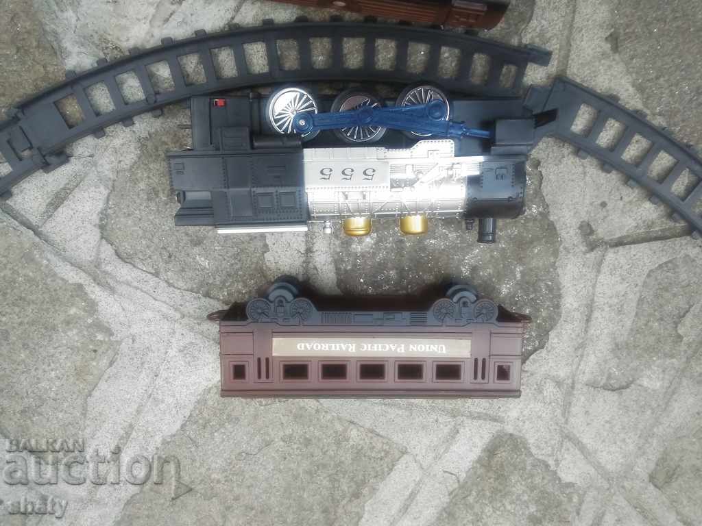 Auction Train with rails Auction Train with rails