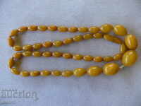 ANTICHITĂȚI COLIER CHIHIMBAR