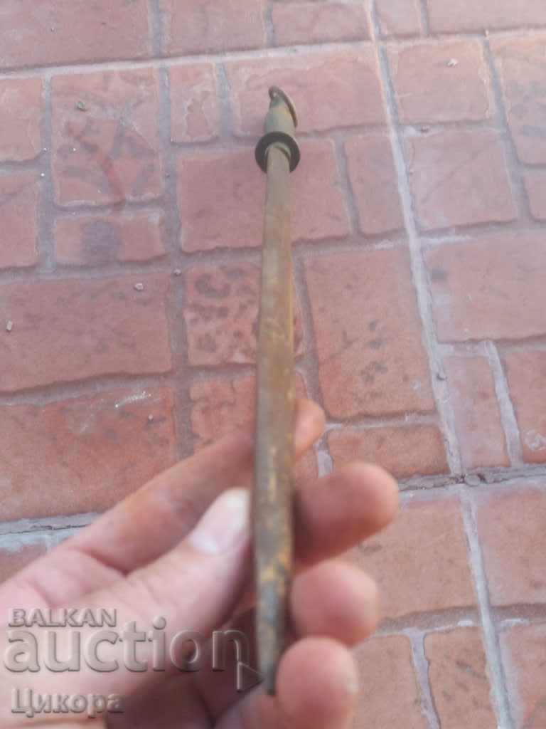 Delivery of OLD TABLE WITH BRONZE HANDLE