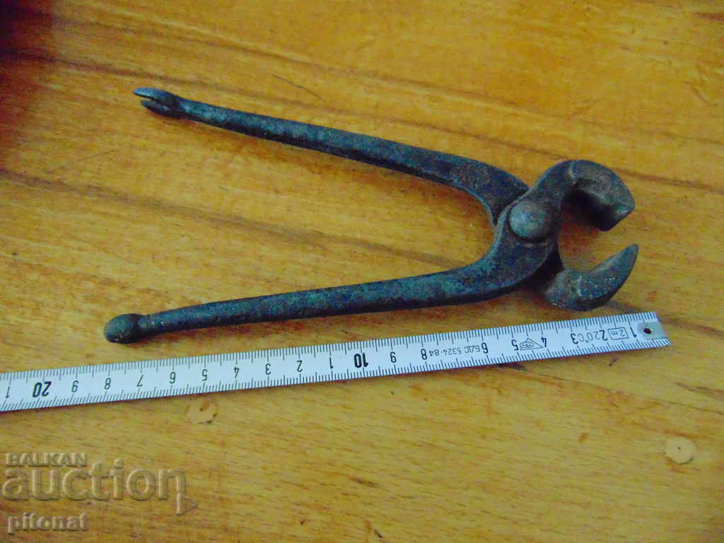 Auction  Antique tool curved pliers
