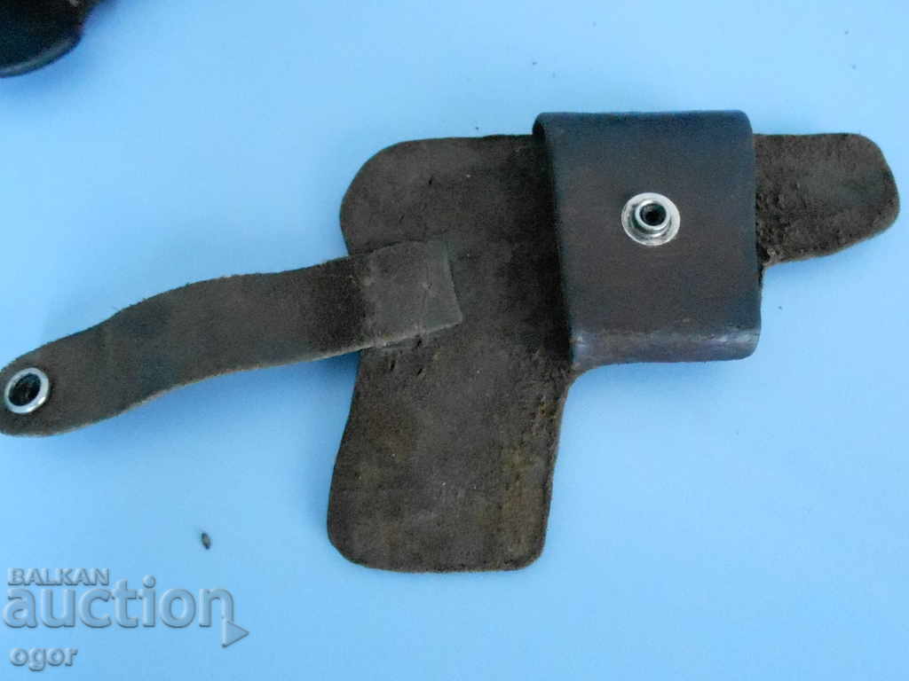 Auction Summer holster for a small pistol Auction Summer holster for a small pistol