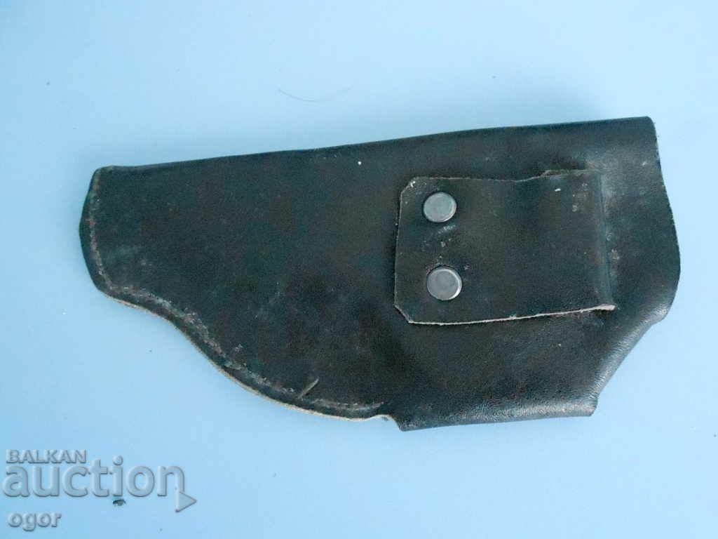 Auction holster for a revolver Auction holster for a revolver