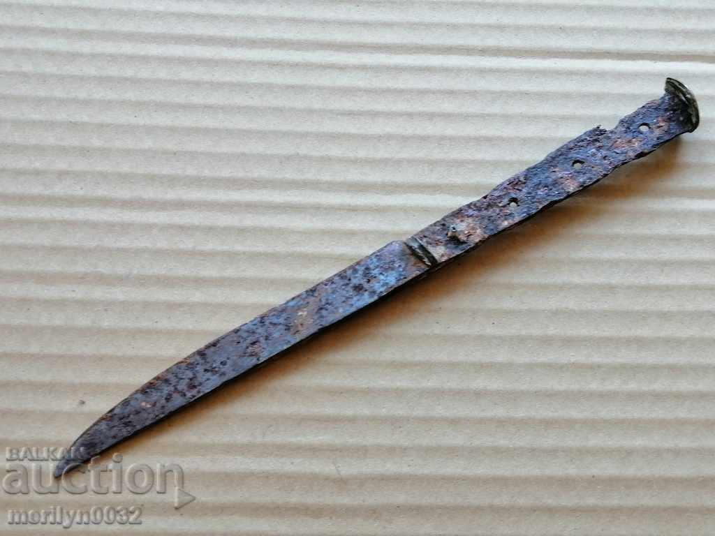 Old Ottoman knife, dagger fist blade with price 41.00 BGN | € 20.96 Old Ottoman knife, dagger fist blade with price 41.00 BGN | € 20.96