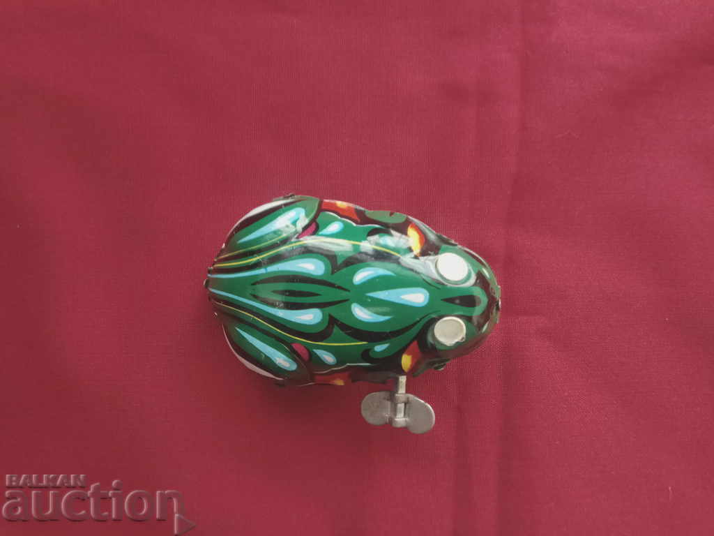 Broască țopăitoare metalică din tablă cu preț 30.00 BGN | € 15.34 Broască țopăitoare metalică din tablă cu preț 30.00 BGN | € 15.34