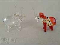 2 glass mini elephants, 7/6 cm in size