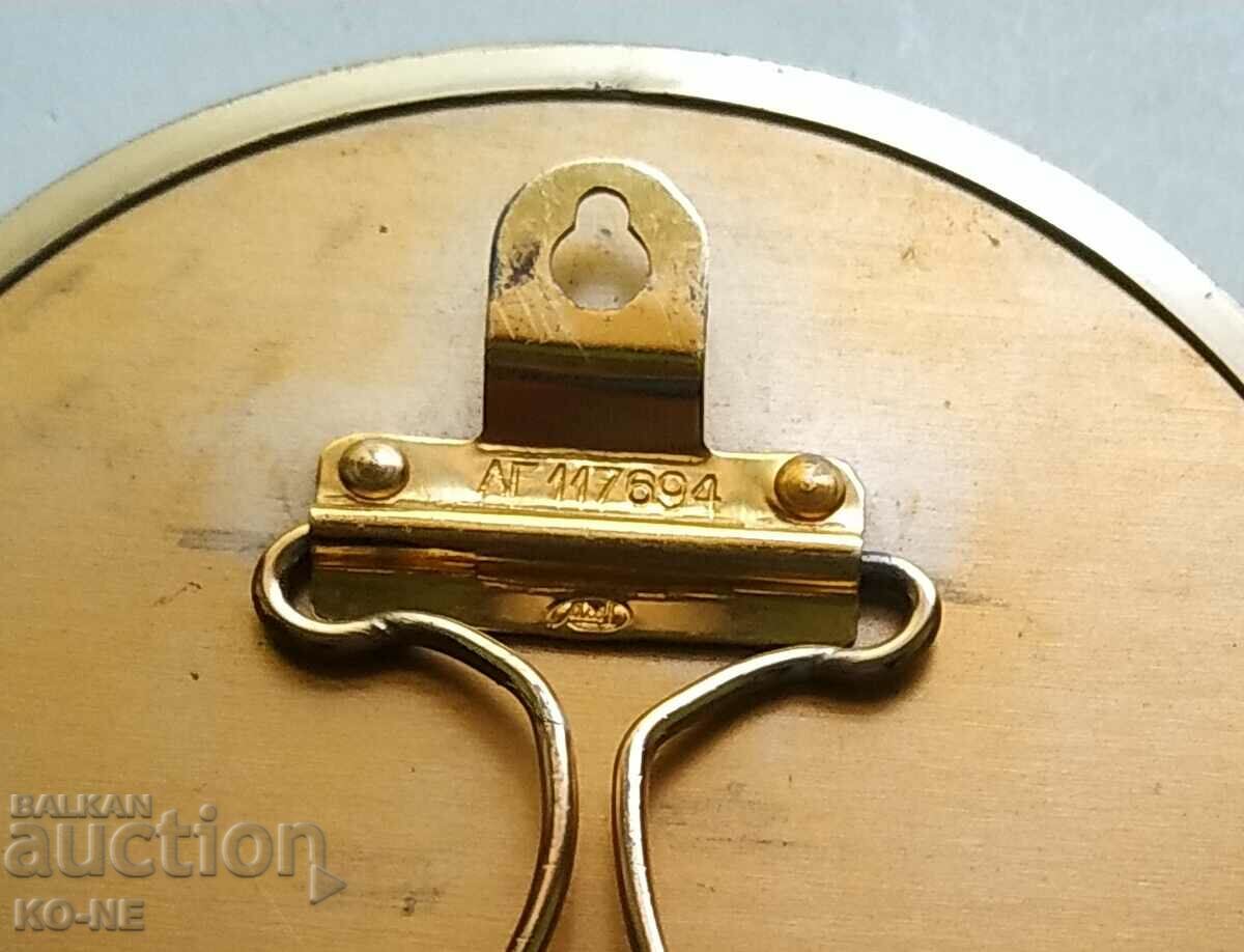 TABLE BRONZE PLAQUE LENIN - 6 TABLE BRONZE PLAQUE LENIN - 6