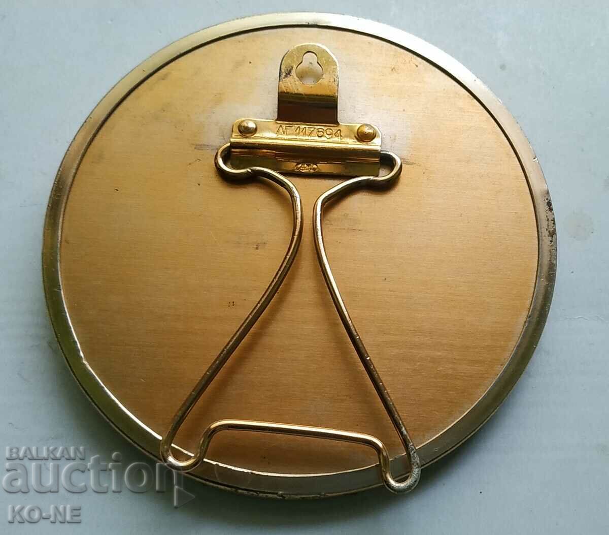 TABLE BRONZE PLAQUE LENIN - 7 TABLE BRONZE PLAQUE LENIN - 7