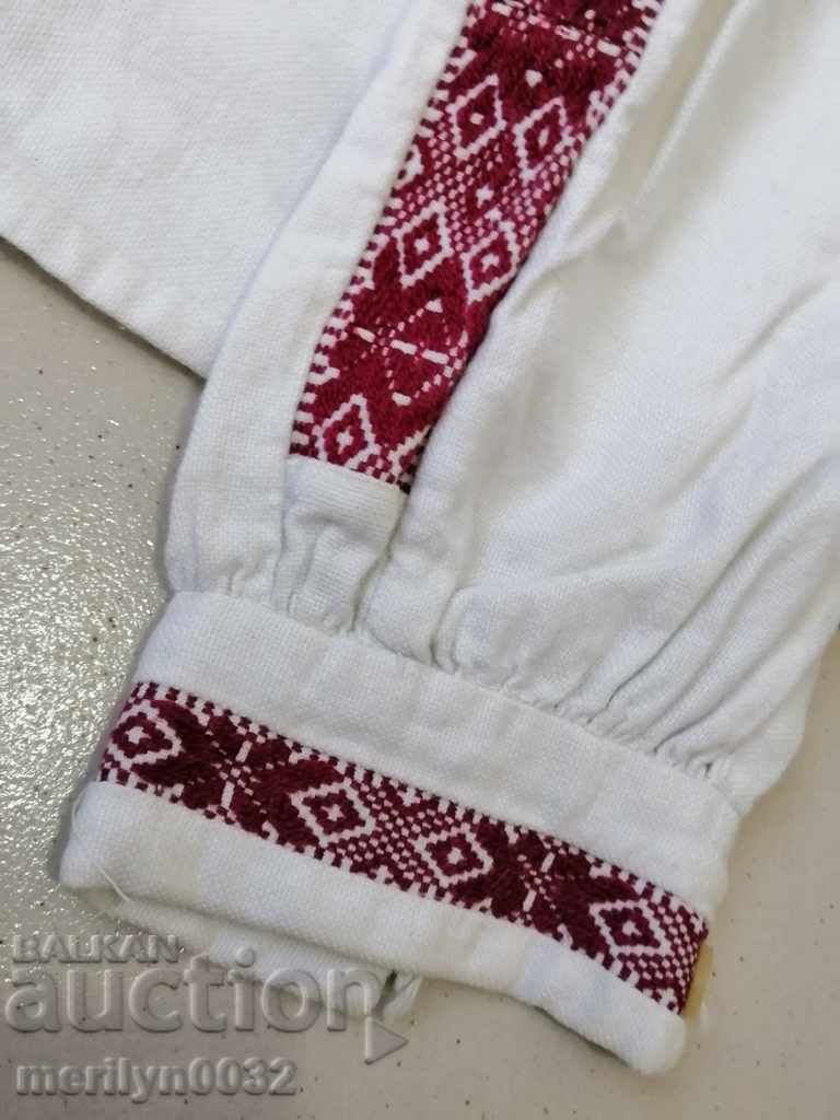 Delivery of Children's woven shirt with Bulgarian embroidery folk costume embroidery