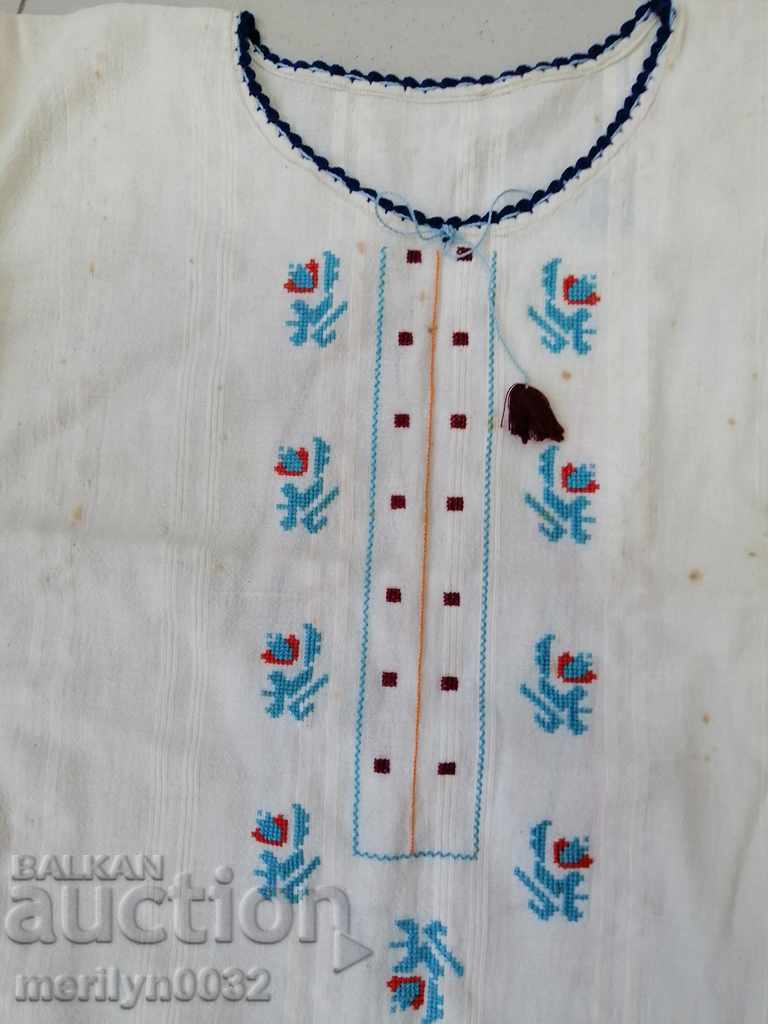 Children's woven shirt with Bulgarian embroidery folk costume embroidery with price 79.00 BGN | € 40.39 Children's woven shirt with Bulgarian embroidery folk costume embroidery with price 79.00 BGN | € 40.39