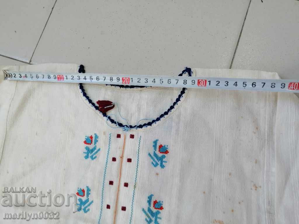 Delivery of Children's woven shirt with Bulgarian embroidery folk costume embroidery Delivery of Children's woven shirt with Bulgarian embroidery folk costume embroidery