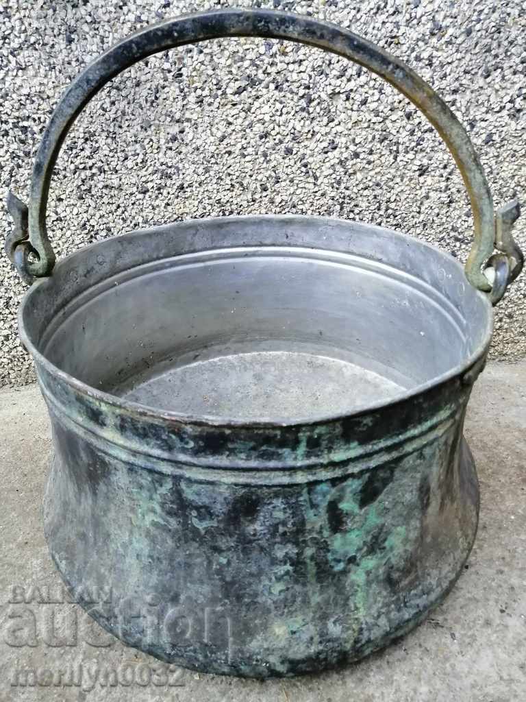 Old harania, copper vessel, large cauldron, copper, dustpan with price 195.00 BGN | € 99.70