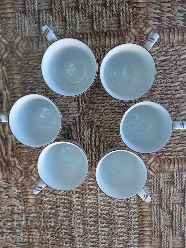 cești de cafea din porțelan cu preț 10.00 BGN | € 5.11 cești de cafea din porțelan cu preț 10.00 BGN | € 5.11